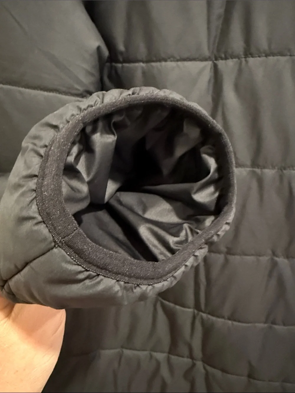 The North Face Black Bombay Men’s Quilted Puffer Jacket Size Large